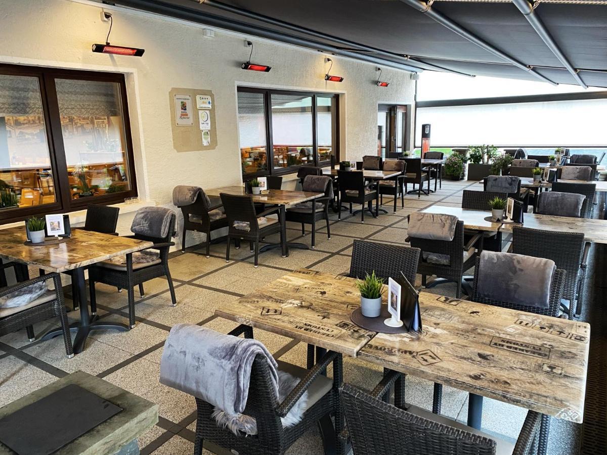 Restaurant - Pension Im Pfenn Irrhausen Exteriér fotografie