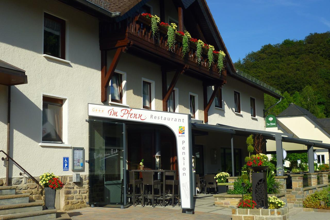 Restaurant - Pension Im Pfenn Irrhausen Exteriér fotografie