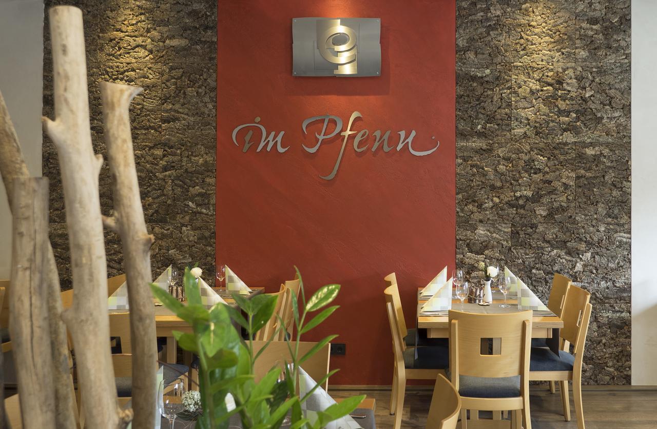 Restaurant - Pension Im Pfenn Irrhausen Exteriér fotografie