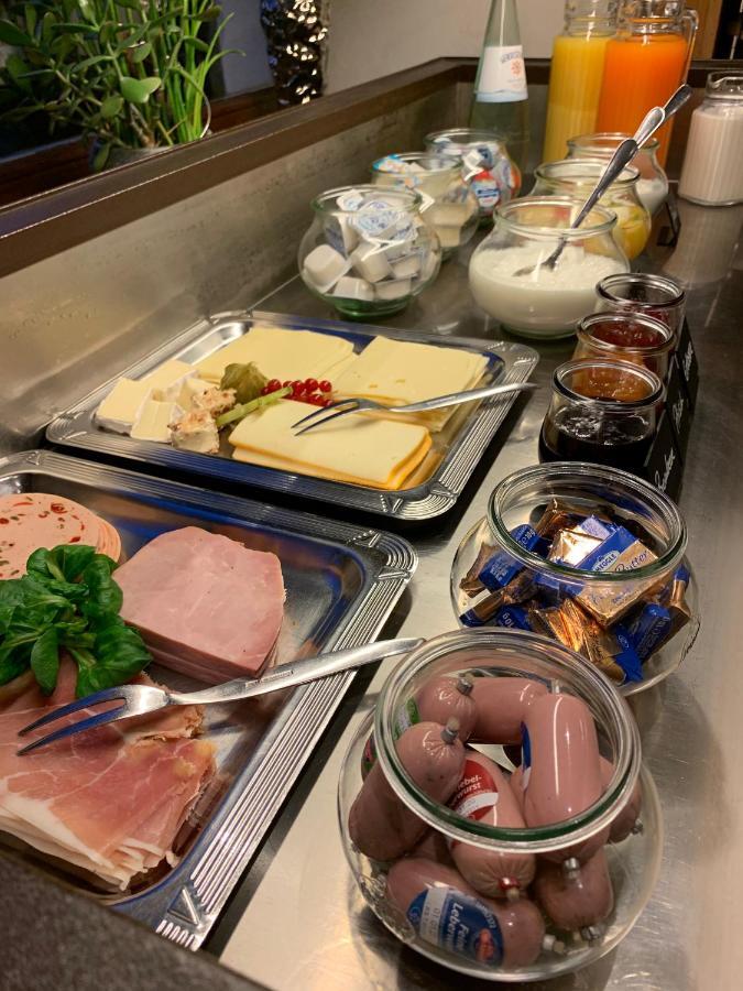 Restaurant - Pension Im Pfenn Irrhausen Exteriér fotografie